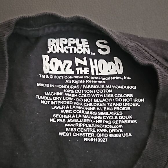 Boys in the hood T-shirt - Picture 2 of 4